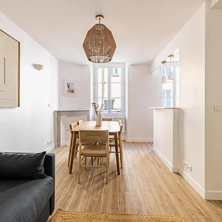 Apartman Beautiful 1br, Heart Of Suquet-cannes - 5min Cannes